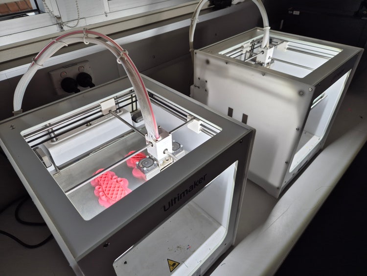 modern technology spaces including well equipped workshops, computer-controlled machinery modern technology spaces including workshop machinery, and 3D polymer printers